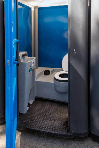 Porta potty delivery and setup in Verona, KY